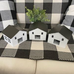 3 Metal Houses
